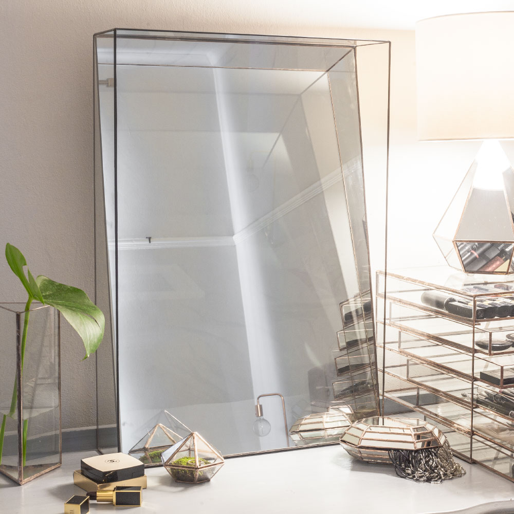 Floating Mirror - Image 4